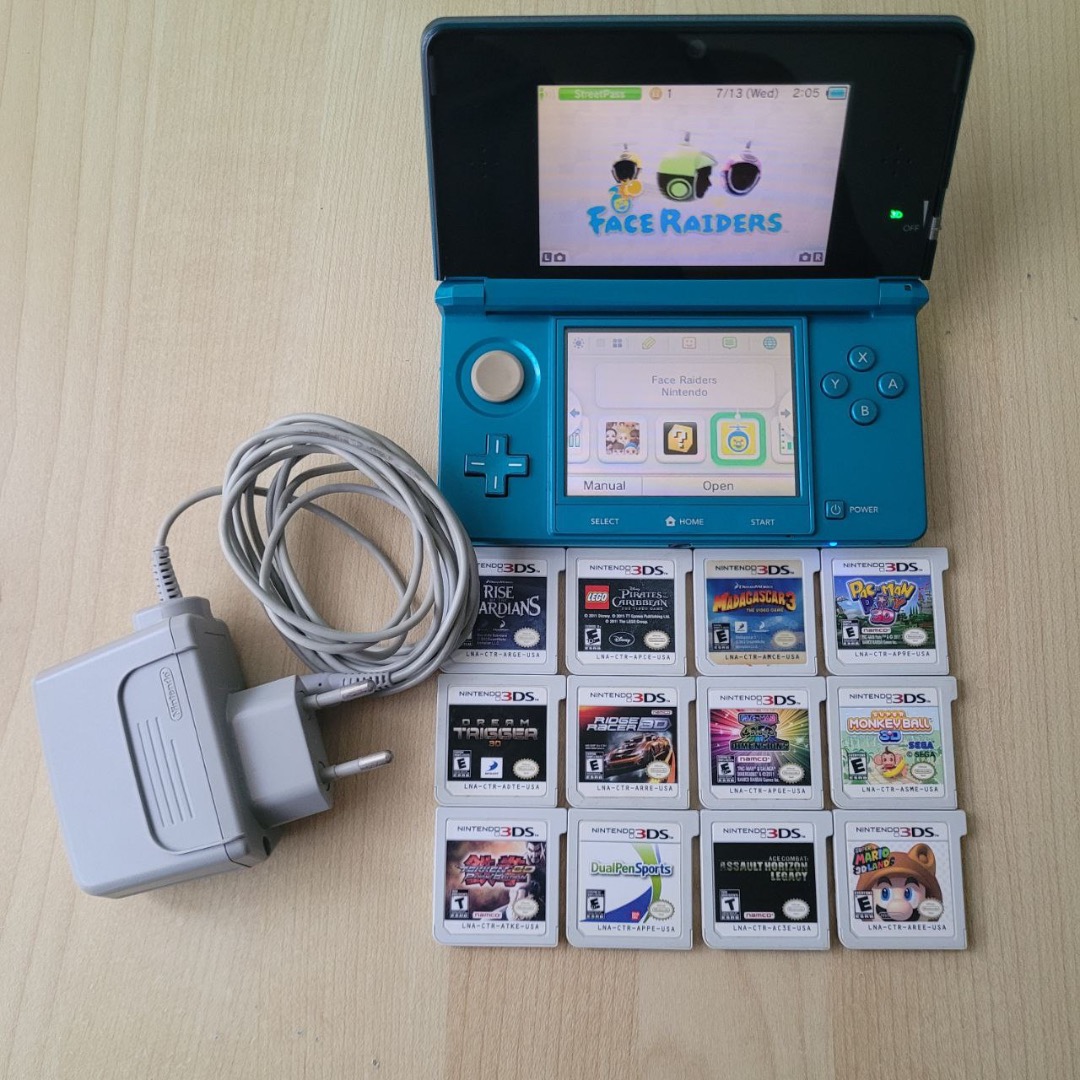 Nintendo 3DS with 12 Games, Video Gaming, Video Game Consoles 
