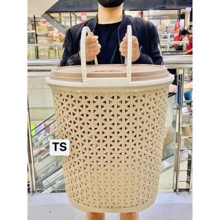 ON HAND

Aesthetic 
Laundry basket with cover and handle
16.5 x16x14.5 inches