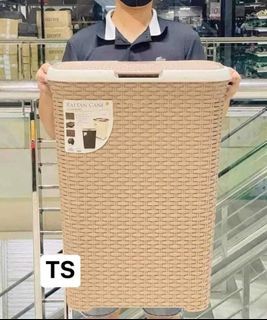 On hand

TRENDING ‼️‼️‼️
AESTHETIC RATTAN CANE LAUNDRY BASKET
MALL QUALITY BUT AFFORDABLE
Size: 61.5 x 46.5 cm

MAS PINAGANDANG DESIGN! MAS MALAKI
MAS MAKAPAL

🍃LARGE CAPACITY
🍃WITH MOVABLE WHEELS