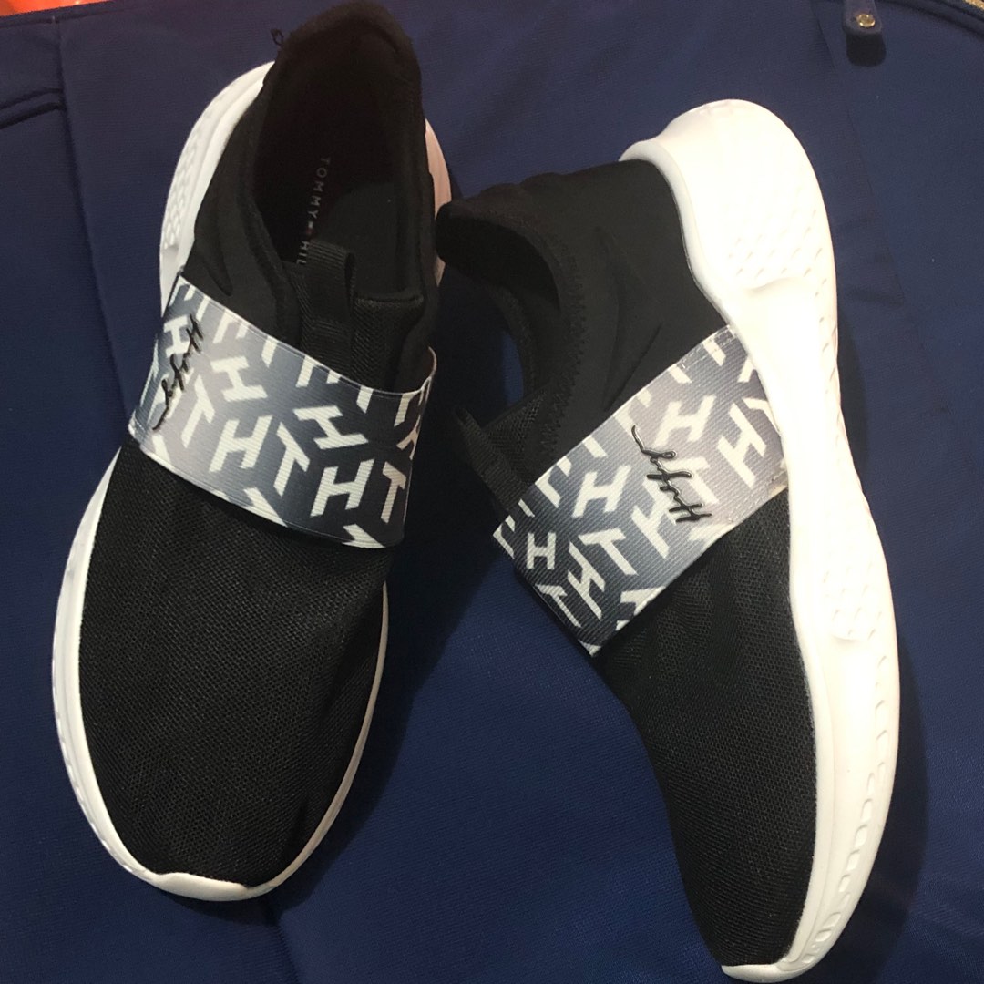 tommy sneakers