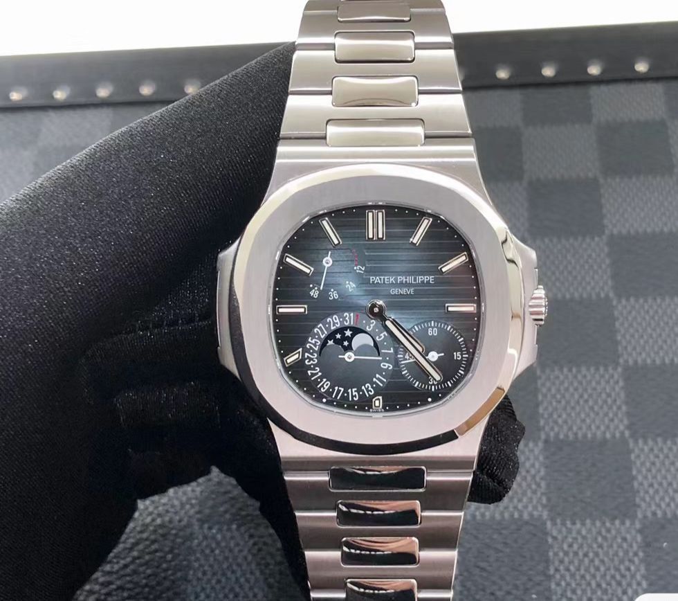 Patek Philippe 5713 A