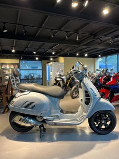 Pre Owned Vespa GTS 300 HPE