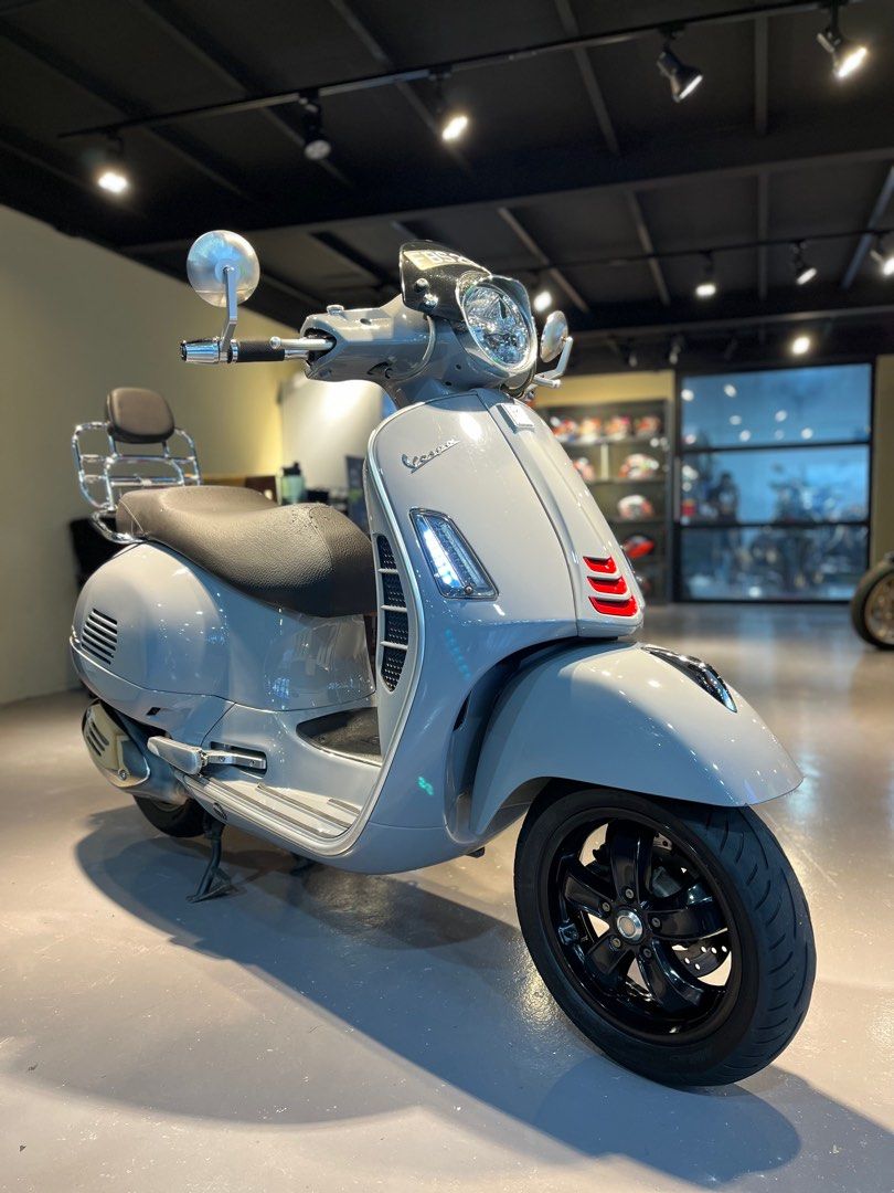 Pre Owned Vespa GTS 300 HPE, Motorcycles, Motorcycles for Sale, Class 2A on Carousell