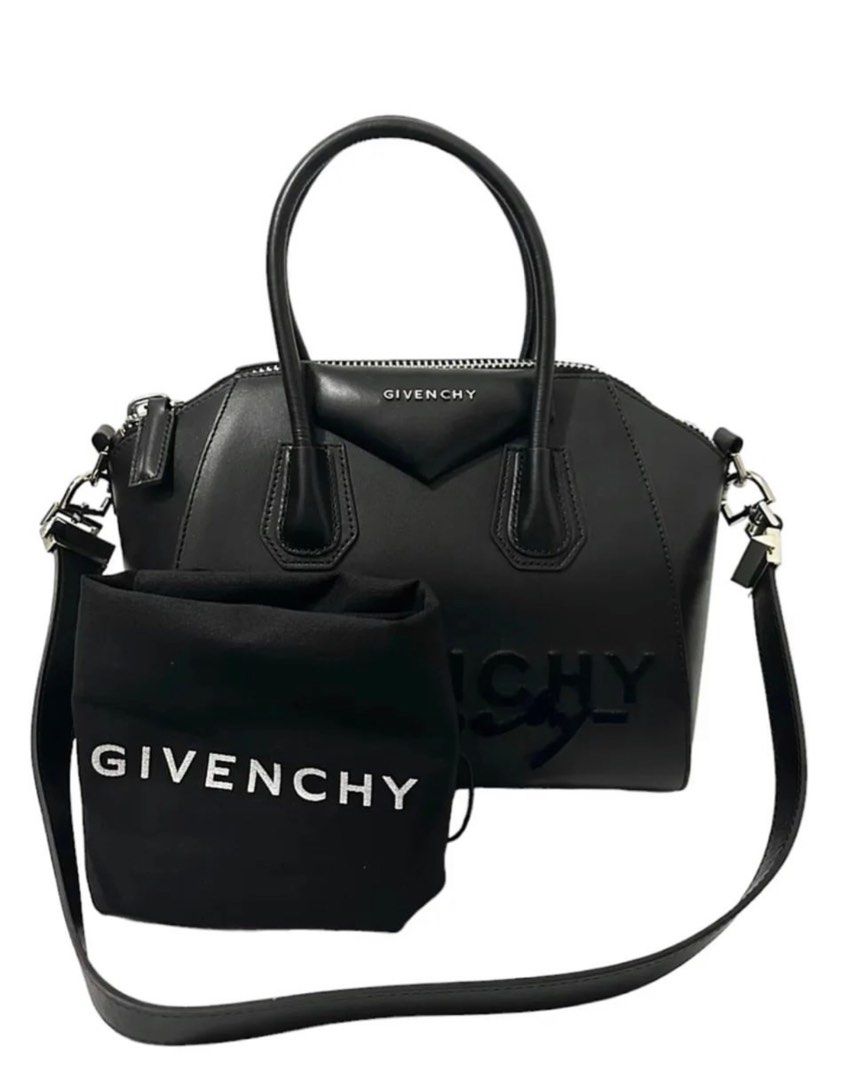 Preloved Givenchy Antigona - Signature (Category: Luxury Bags & Wallets) located in Binan City. Submitted by mcsolis (Listing ID 1268826180, Image 1). Description: Japan ukay No flaws With dust bag and strap What you see is what you get.