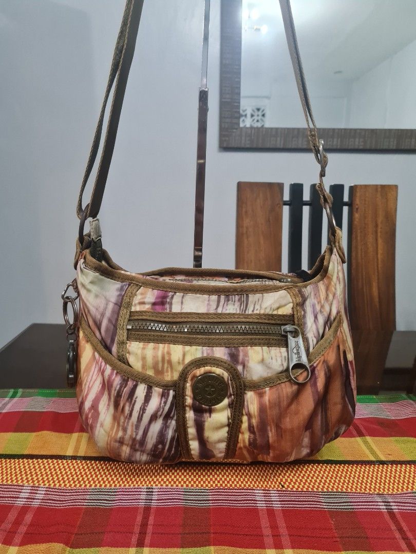 Preloved kipling bags clearance