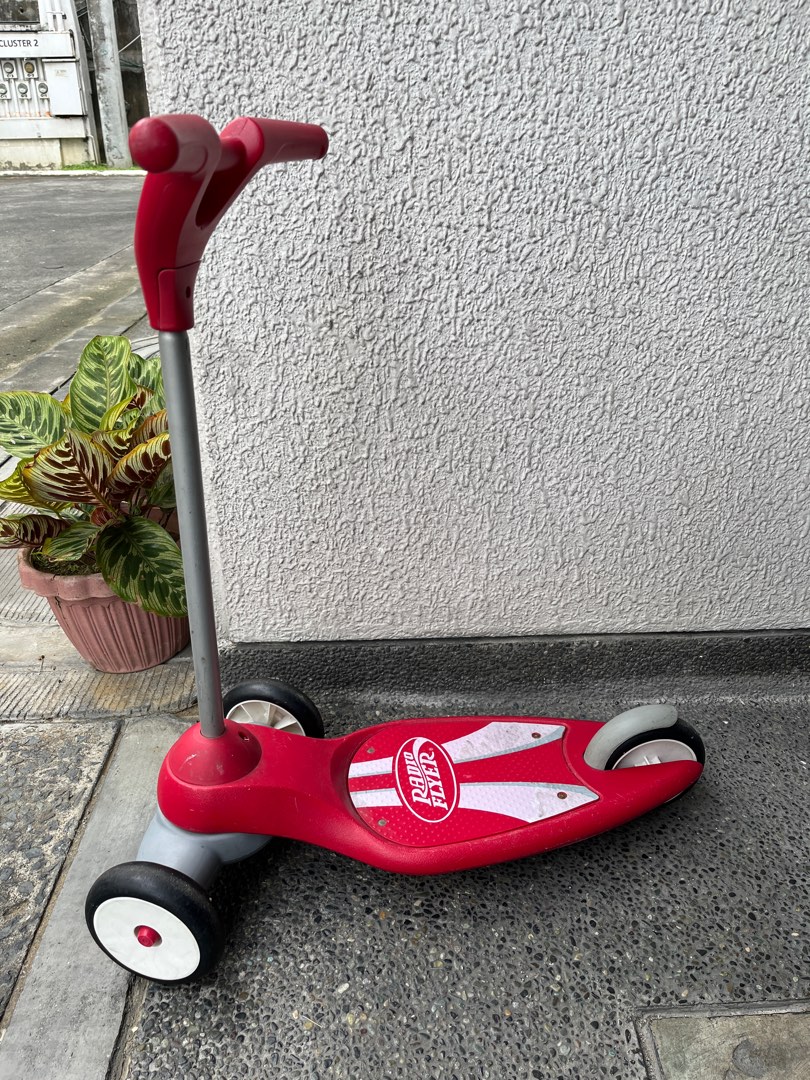 Radio Flyer Scooter, Sports Equipment, Other Sports Equipment and