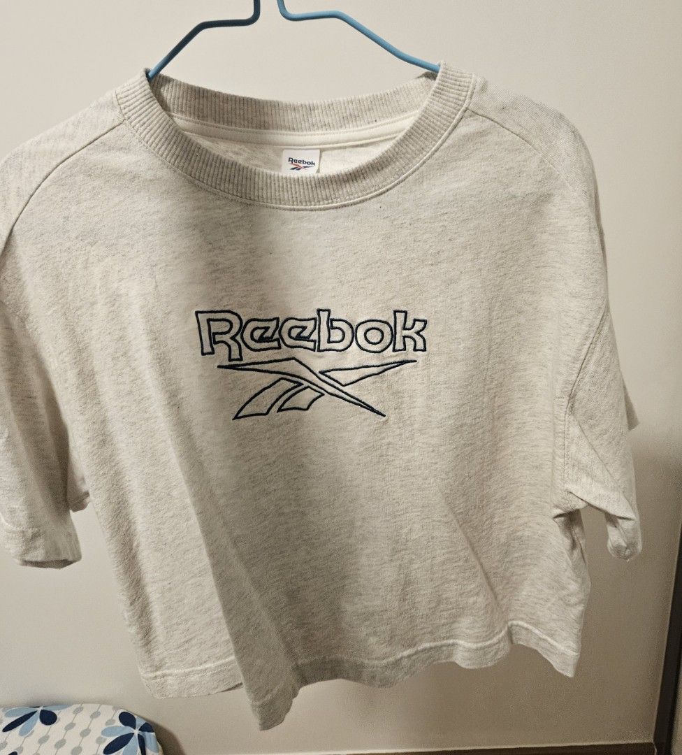 Reebok t deals shirt for ladies