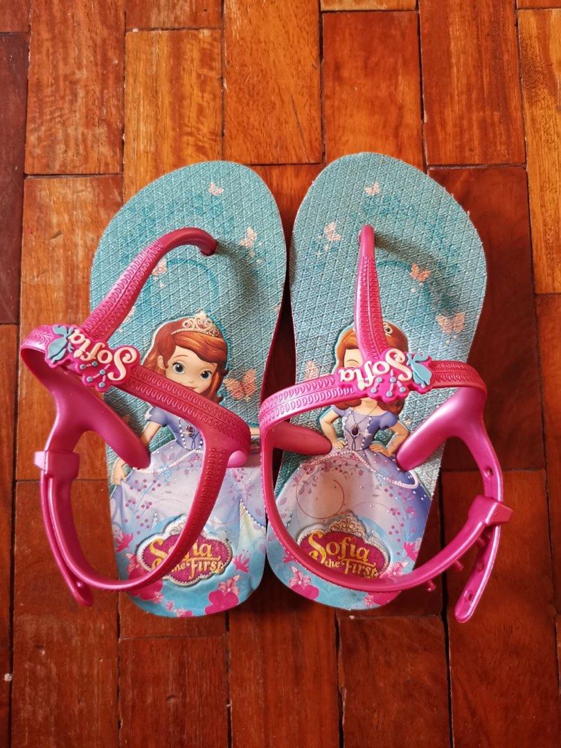 Kids rubber slippers store