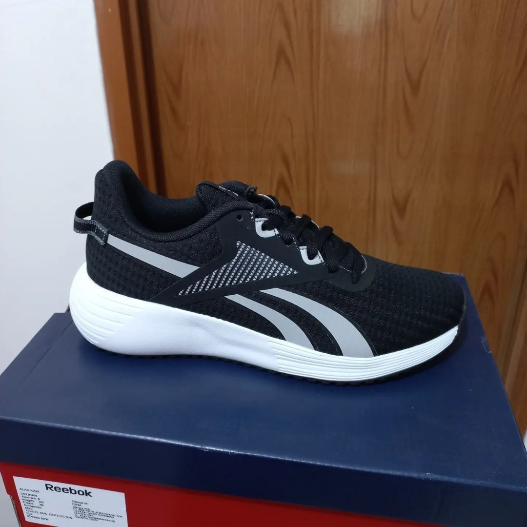 Sepatu running reebok 2019 store