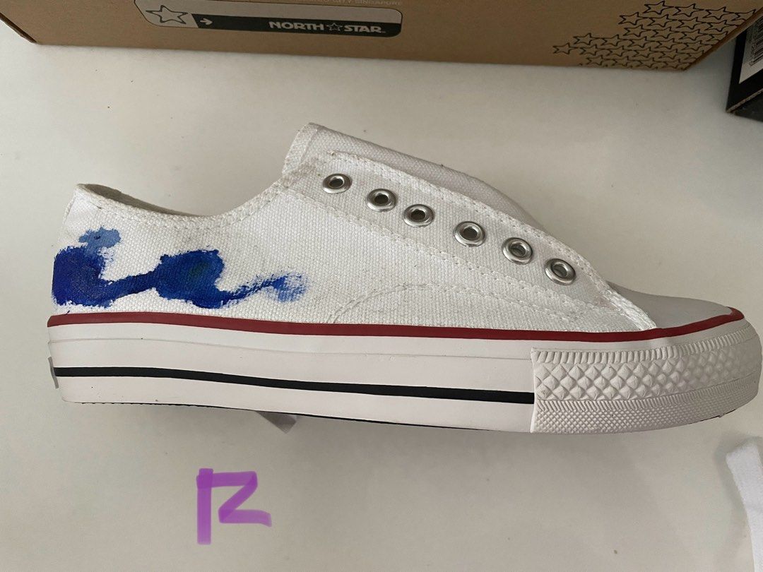 White canvas top shoes size 4