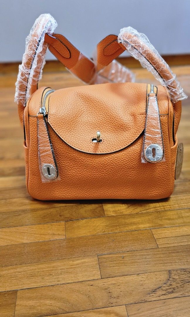 Hermes orange hotsell sling bag