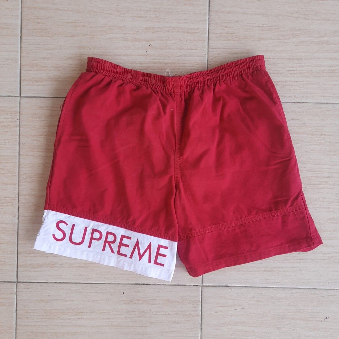 SUPREME BANNER SHORT Fesyen Pria Pakaian Bawahan di Carousell