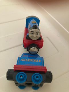 Thomas the tank engine magnetic train set cheap