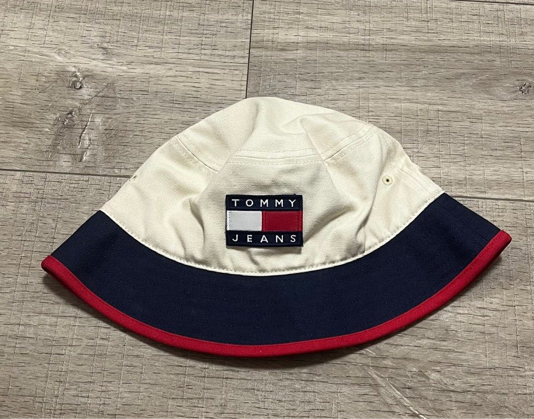 tommy jeans bucket hat