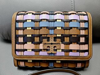 （分類：）位於 。 由 youme19 提交（商品編號 1268852785，圖片 1）。簡介： 。