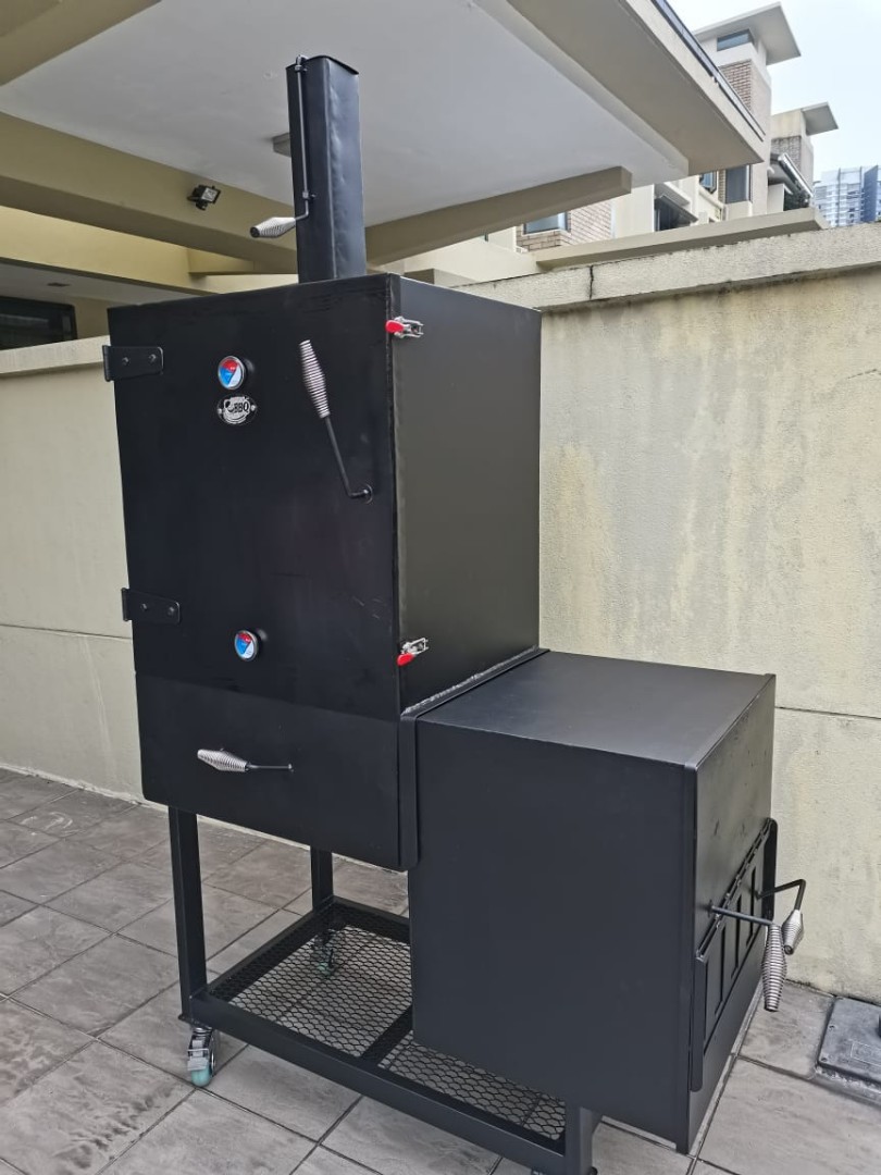 Vertical smoker for sale at super low price, Furniture & Home Living