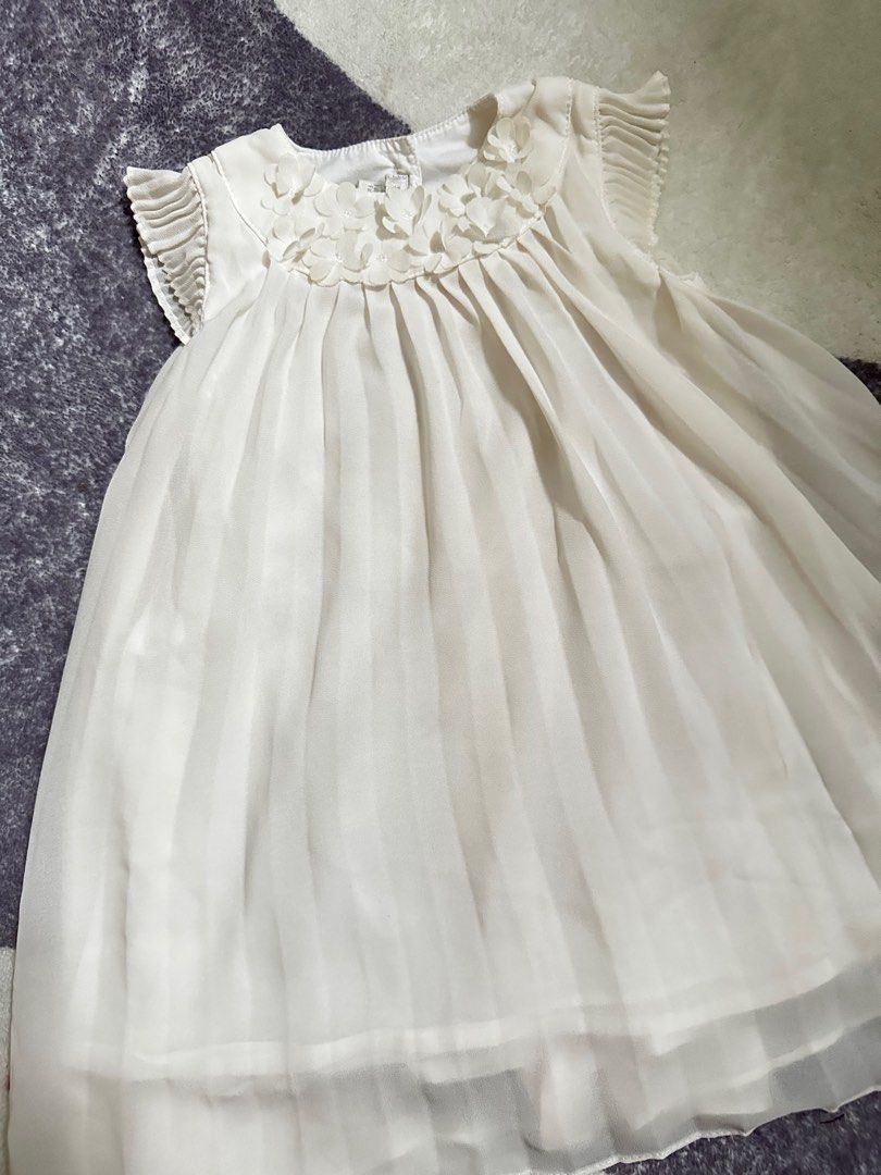 White frock baby girl hotsell