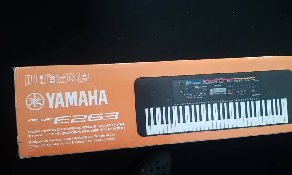 Yamaha keyboard store psr e263 price