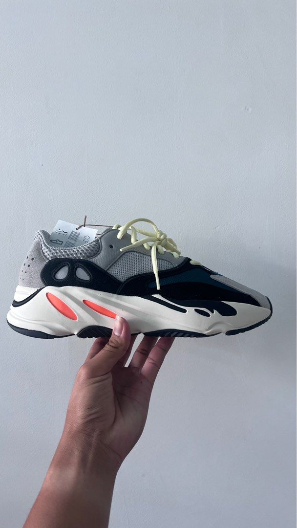 Yeezy discount 709 waverunner