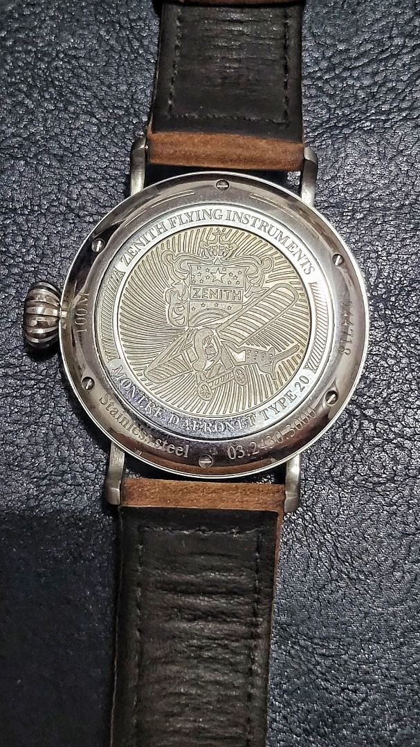 Zenith Pilot Type 20 (Category: Luxury Watches) located in Quezon City. Submitted by hypebeast.article (Listing ID 1268809360, Image 2). Description: Zenith Pilot Type 20 Automatic .