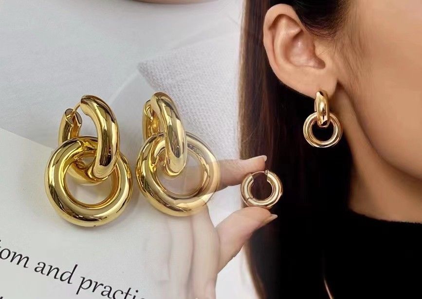 Gold earring 18k outlet