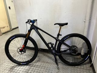 （分類：）位於 。 由 matthew_lam313 提交（商品編號 1270569339，圖片 1）。簡介： 。