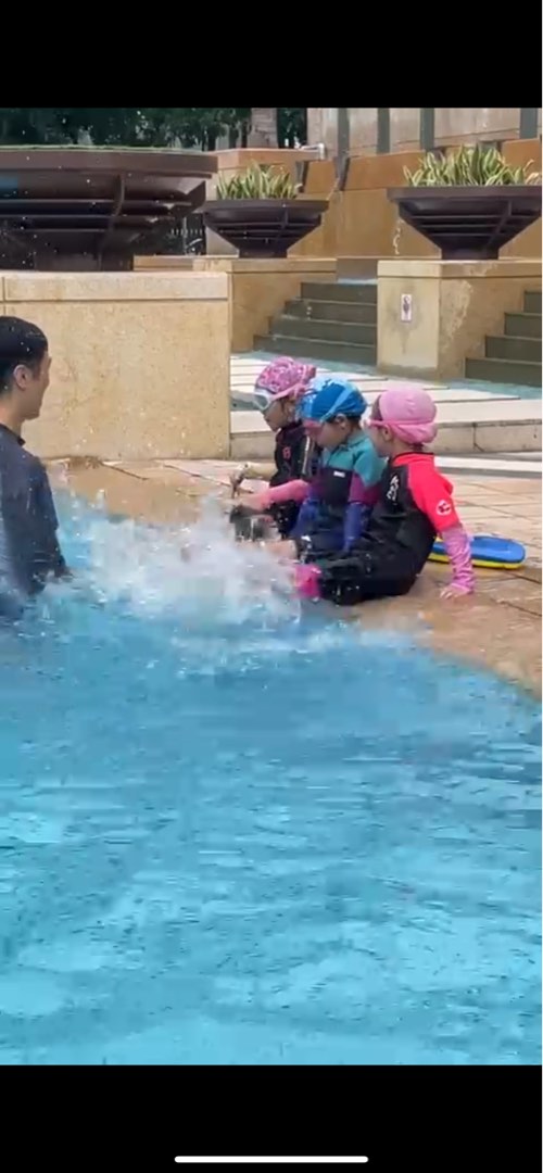 （分類：）位於 。 由 alwayshugrw 提交（商品編號 1270621449，圖片 1）。簡介： 。