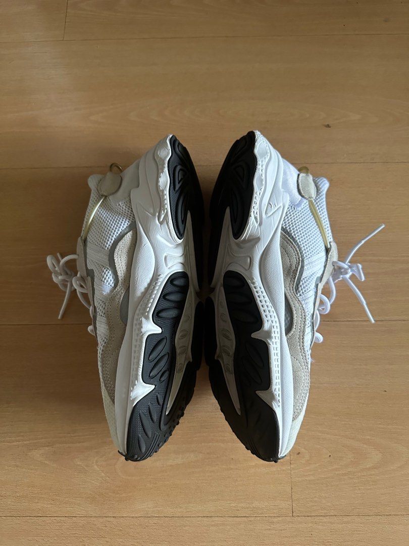 Yeezy 500 Ozweego Vs Yeezy 700 Adidas OZWEEGO C Shoes Sz1 - Main Image