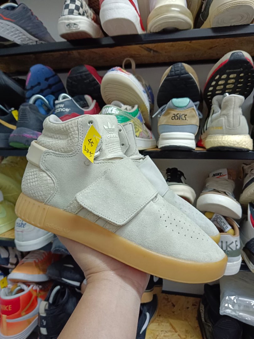 Nike tubular strap online