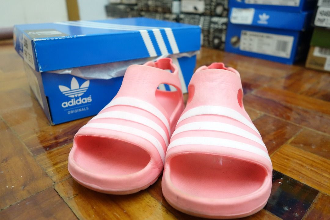 Adilette play slides outlet