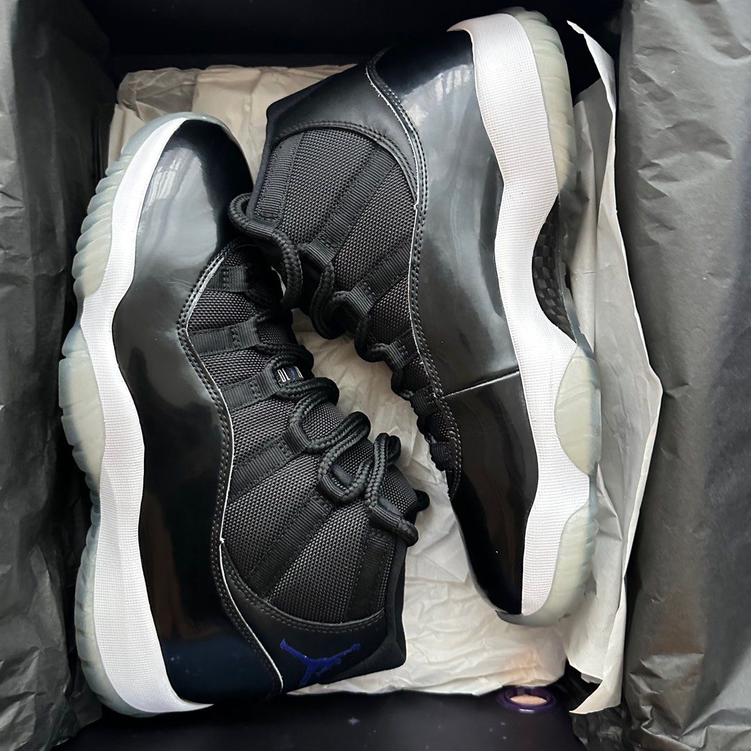 Jordan 11 space jam size 9.5 sale