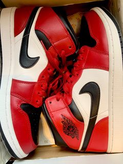 black toe red jordan 1