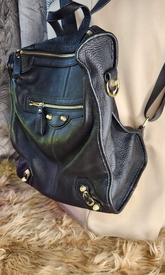 Balenciaga singapore discount