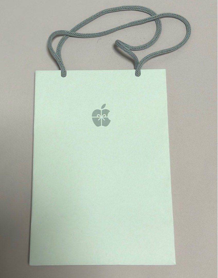Apple store clearance paper bag