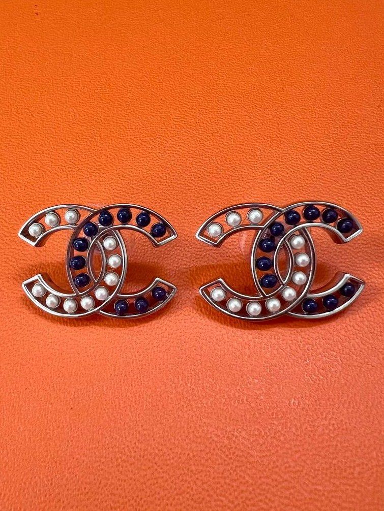 Chanel large cc earrings best sale