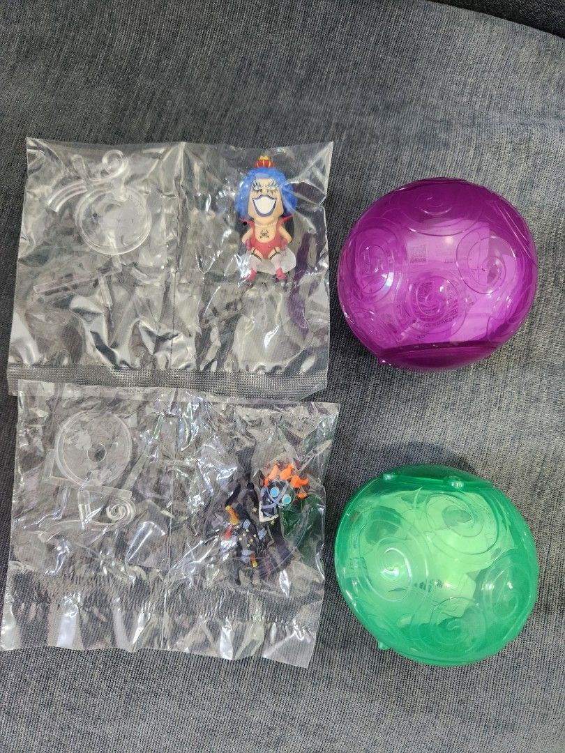 Bandai One Piece - Onepi no Mi Gatchapon Figure (Category: Figurines & Statues) located in Makati City. Submitted by zdrcruz (Listing ID 1270526630, Image 1). Description: Selling for Bundle Only. Bandai One Piece Onepi no Mi Gatchapon Figure Size: H 4cm 1x King (Vol. 11) 1x Ivankov (Vol. 12).