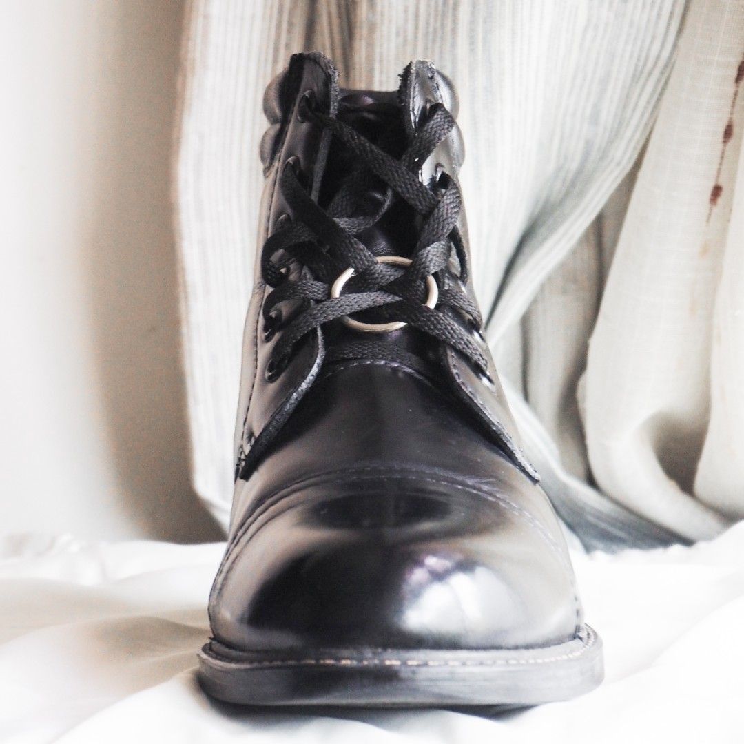 Mens hotsell shiny boots