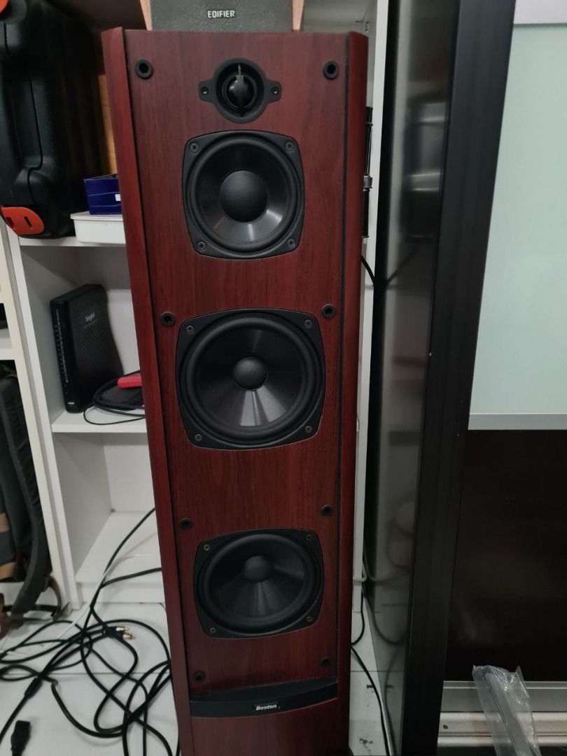 Boston Acoustics VR2 Floorstanding 3 way speaker