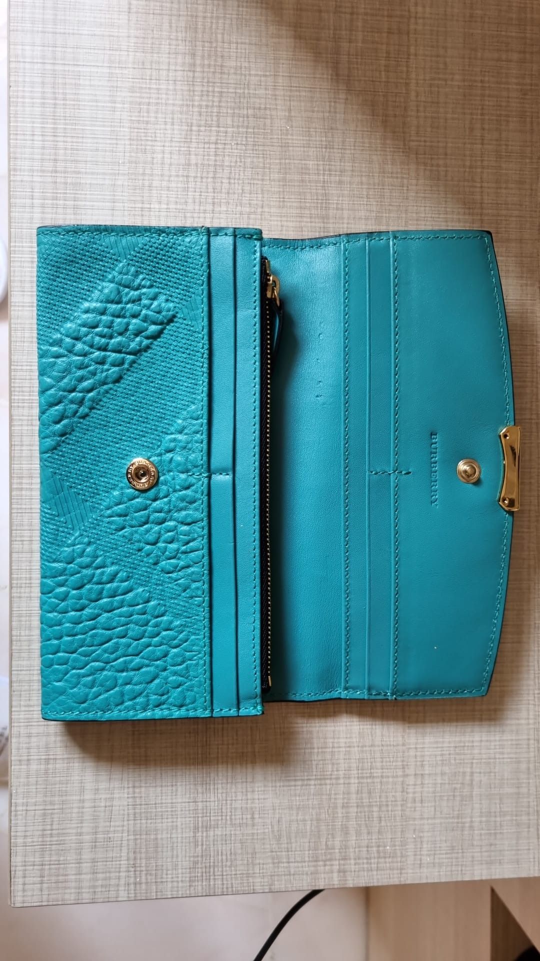 Burberry envelope wallet sales