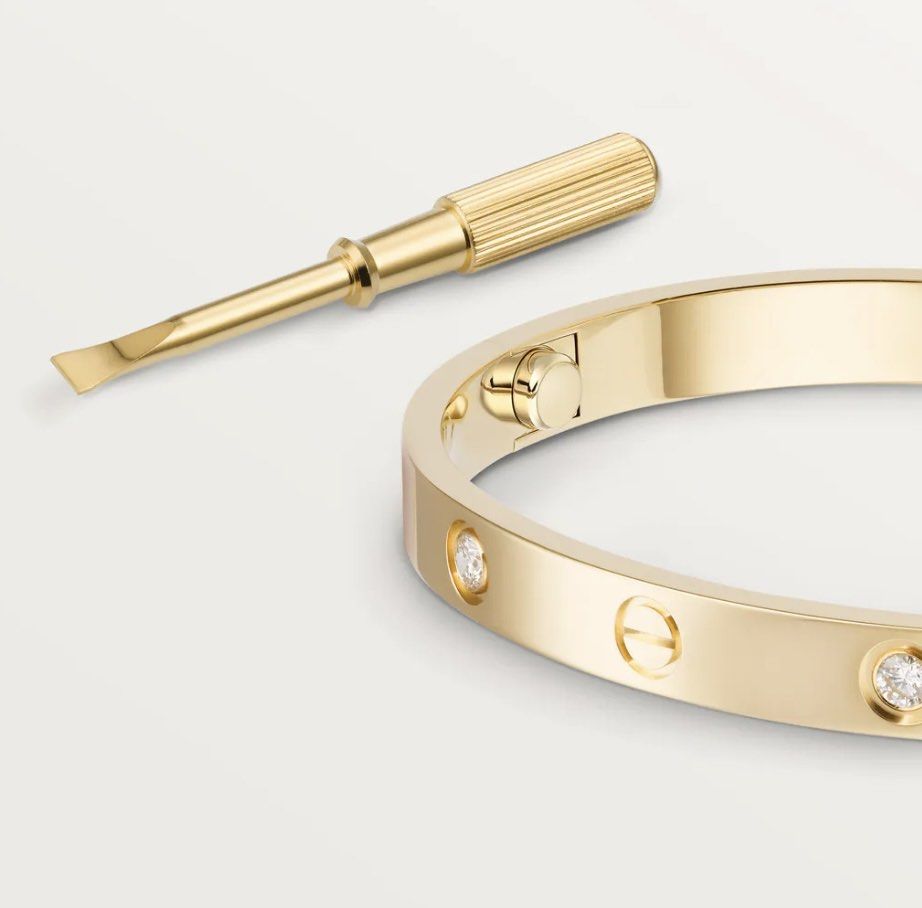 Which cartier love new arrivals bracelet to buy