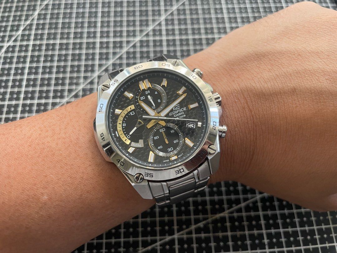 Casio efr clearance 557 dw