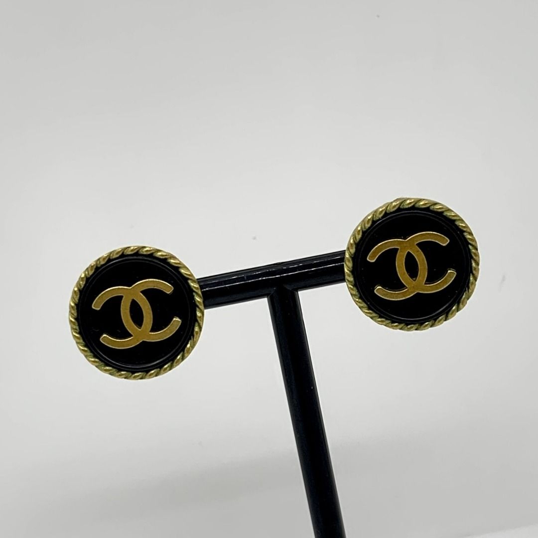 Chanel 2024 sign earrings