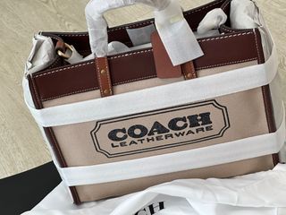 (Category: ) located in . Submitted by fairy2020 (Listing ID 1270476469, Image 1). Description: .
