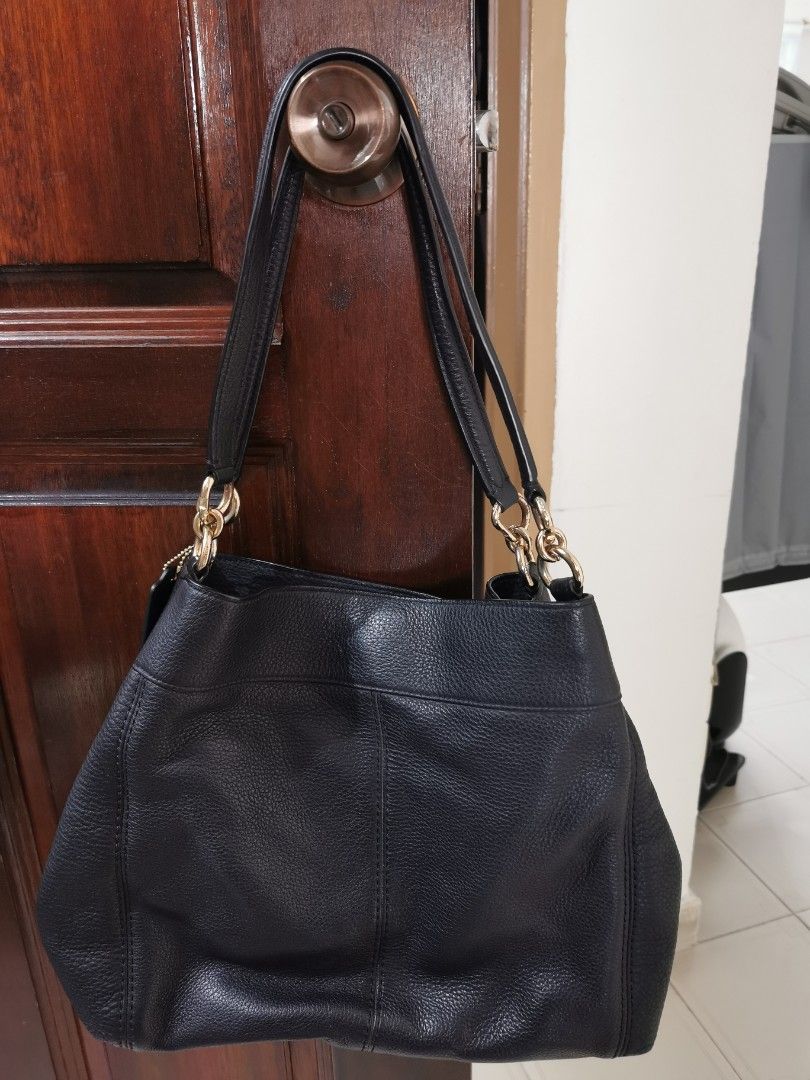 COACH LEXY SHOULDER BAG Luxury Bags Wallets on Carousell
