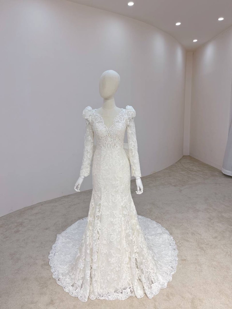 Couturier Modern Wedding Gown 100 Tailor Bespoke Women s