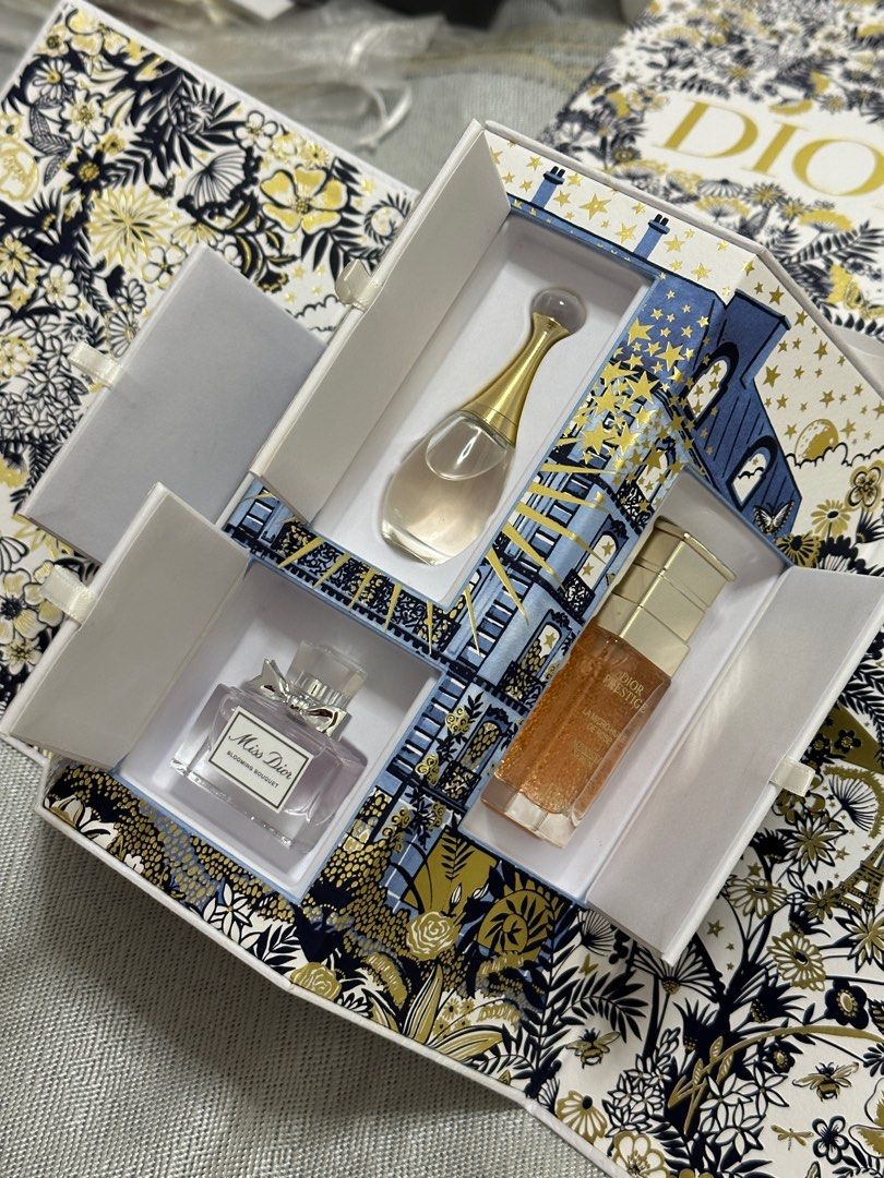Dior 2021 Christmas 30 Montaigne Gift Set, Beauty Personal Care