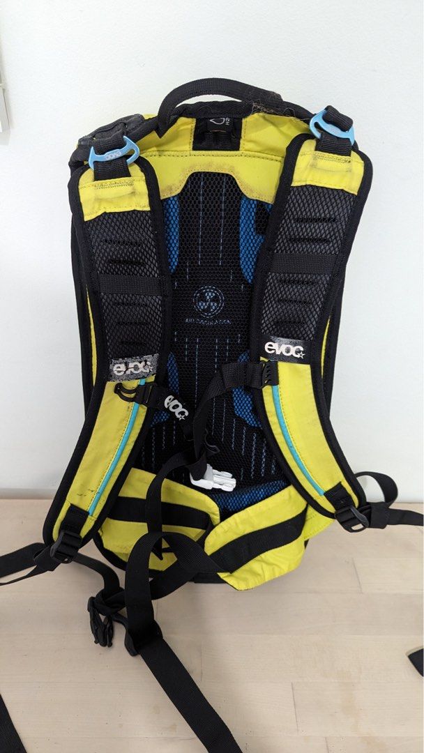 Poche à Eau EVOC 1,5L - Sac Banane Hydratation Sport Et Rando