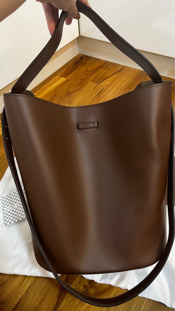 Furla vittoria bucket bag clearance