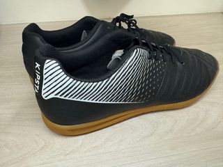 Futsal shoes hotsell shop near
