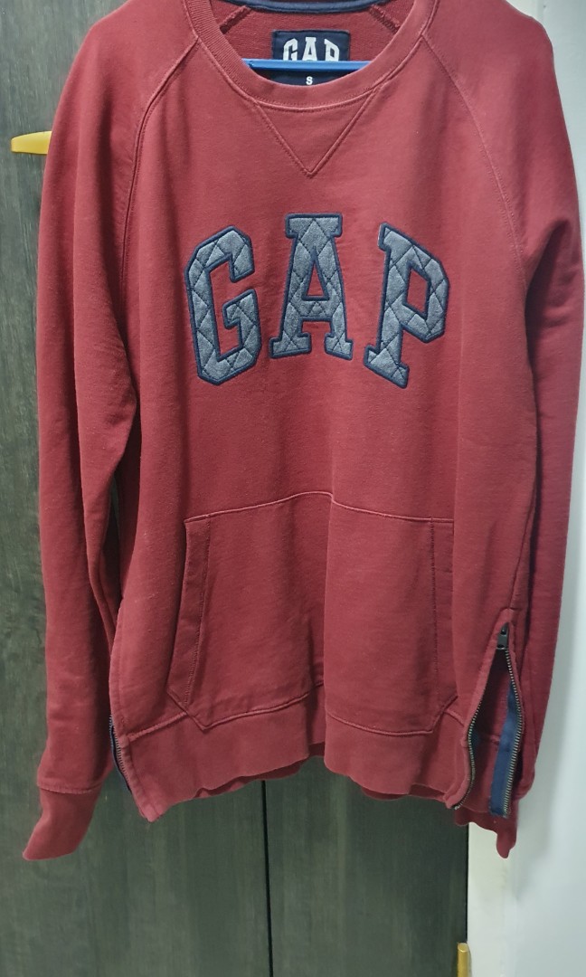 Pullover gap store